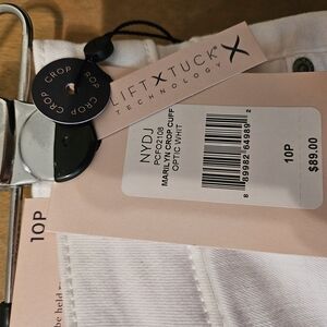 NYDJ White Cropped Ankle Jeans